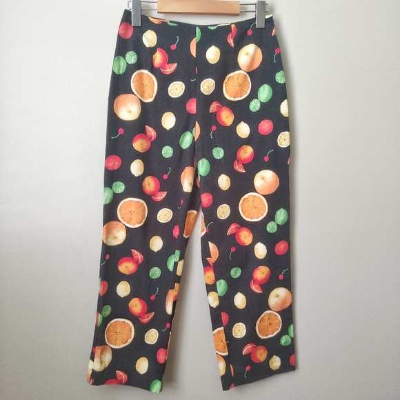 🍊Vintage Fruit Pattern Straight Leg Crop Pants 🍒 - Picture 7 of 9